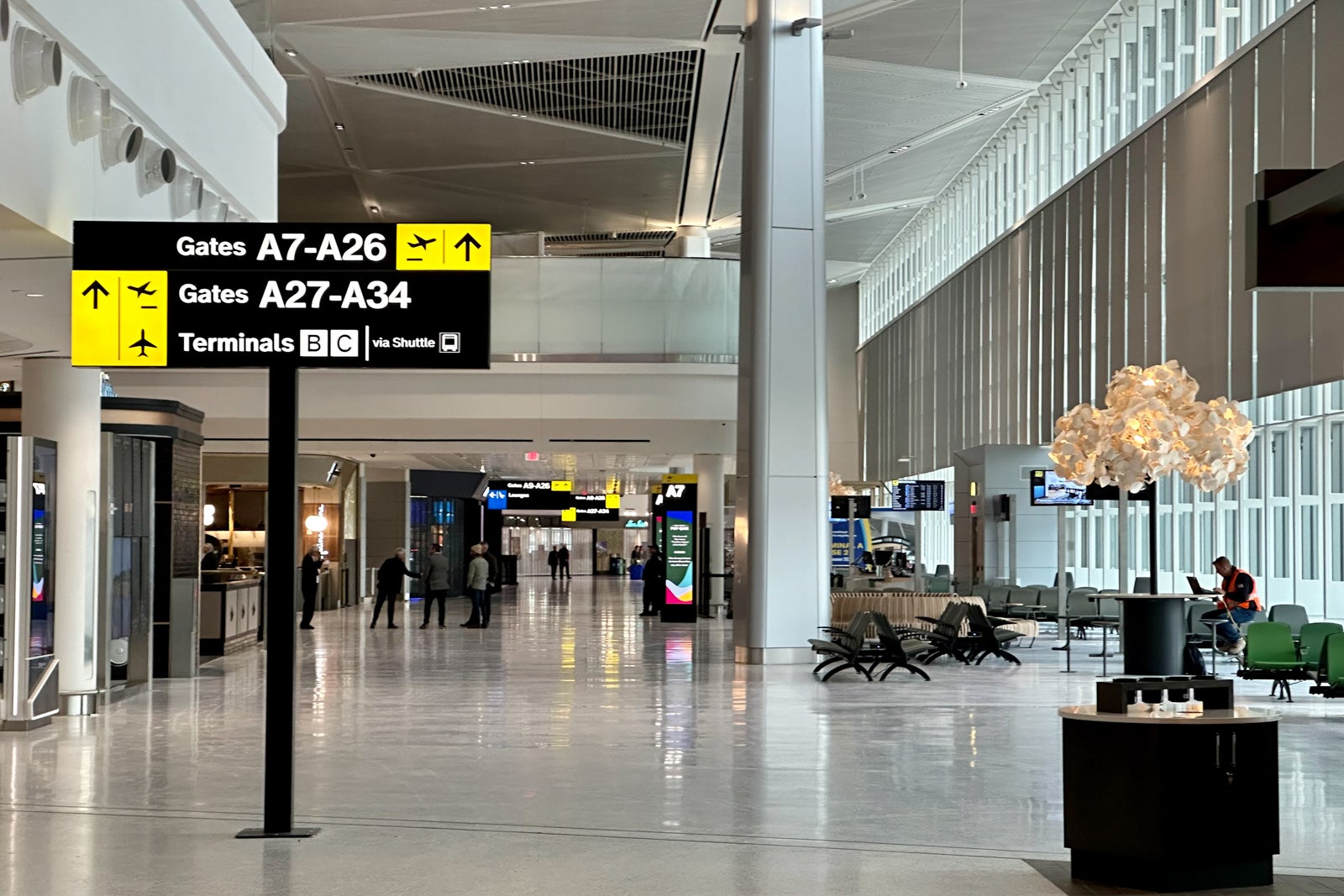 Newark's gorgeous new terminal just got delayed into 2023