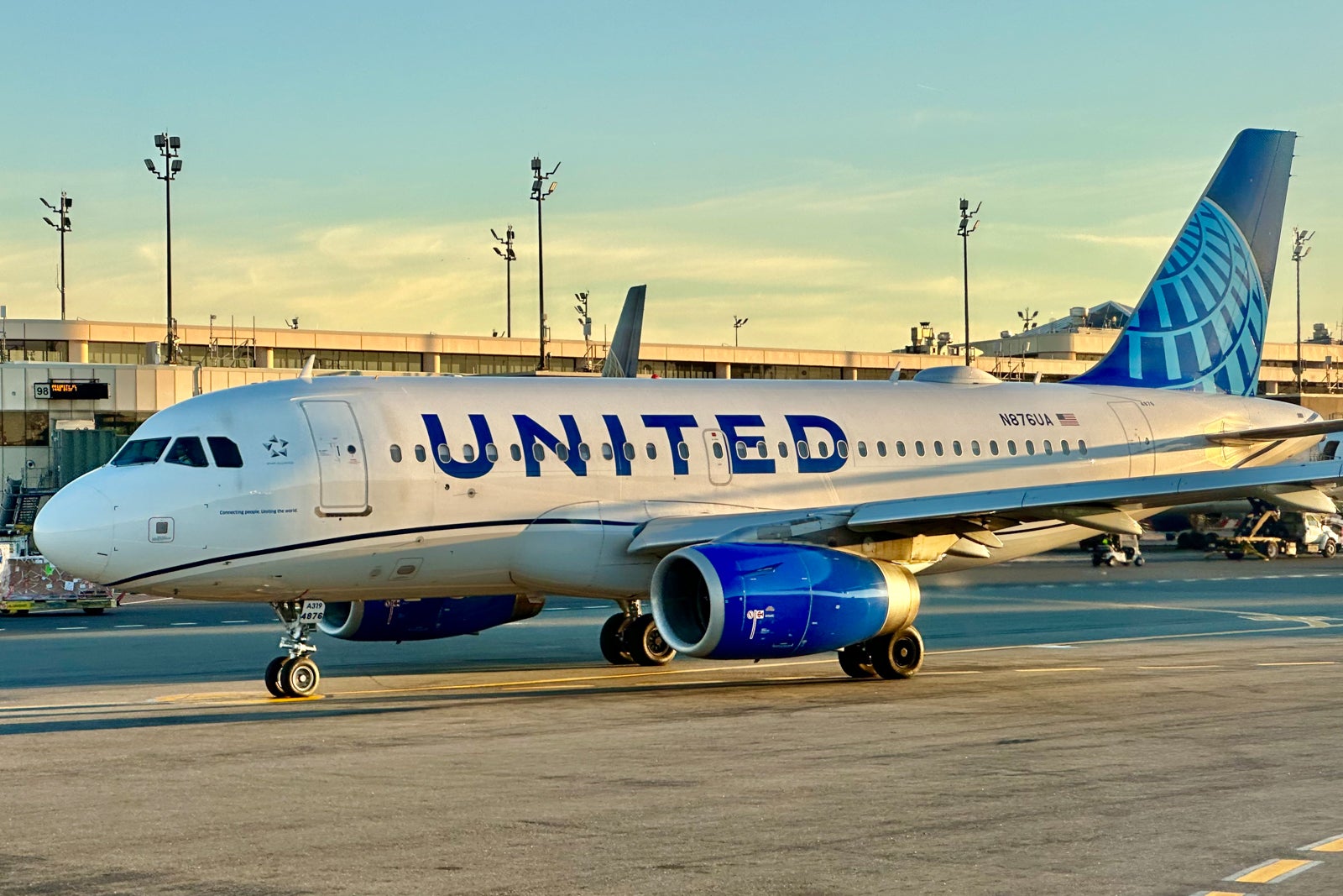 Targeted MileagePlus members eligible for bonus miles when checking in