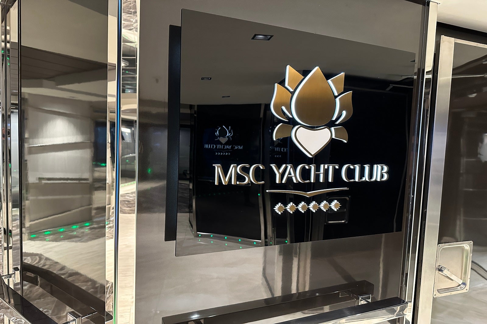 What is the MSC Yacht Club? Take a look at MSC Cruises’ luxury suite area