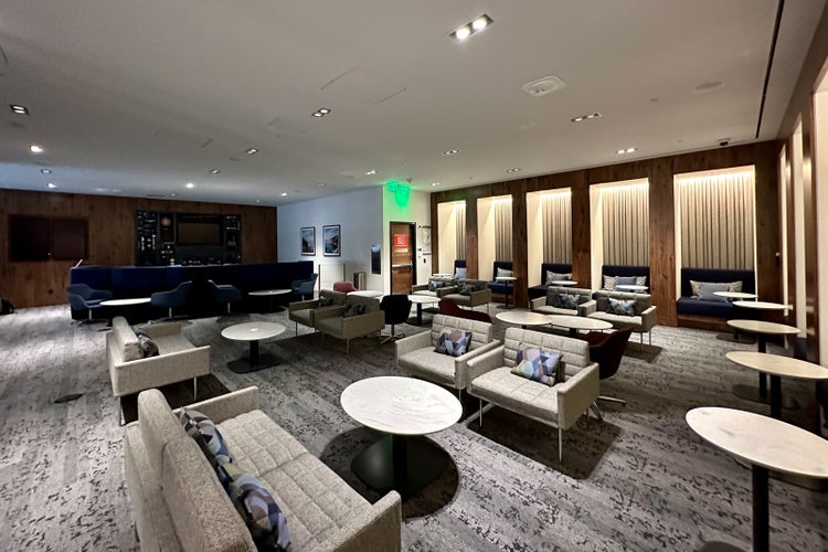 First look inside Amex’s expanded Centurion Lounge in San Francisco ...
