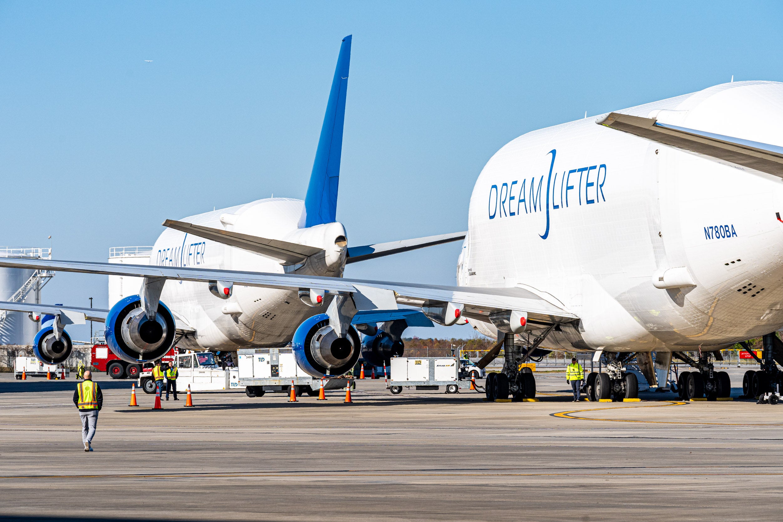 boeing factory tour 787