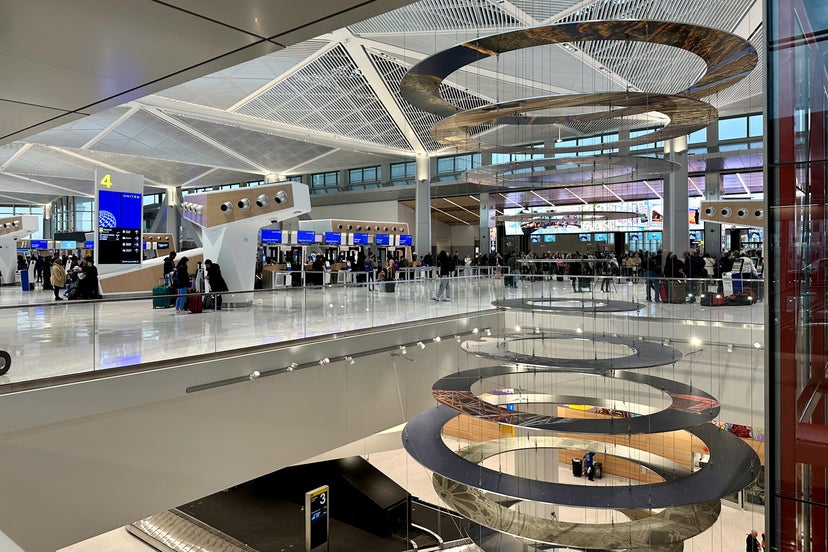 Newark’s stunning new Terminal A is now open, but with serious 1stday