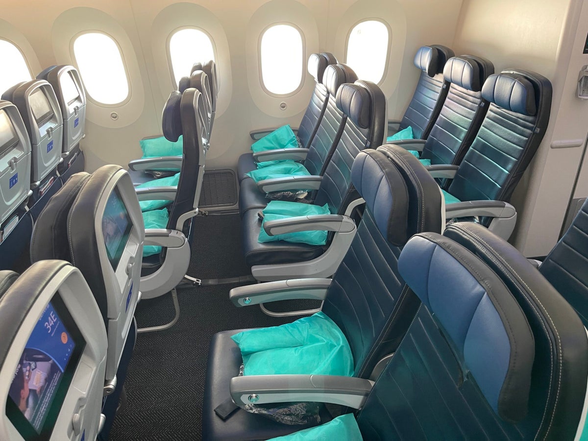 What's United Airways elite standing price in 2023?
