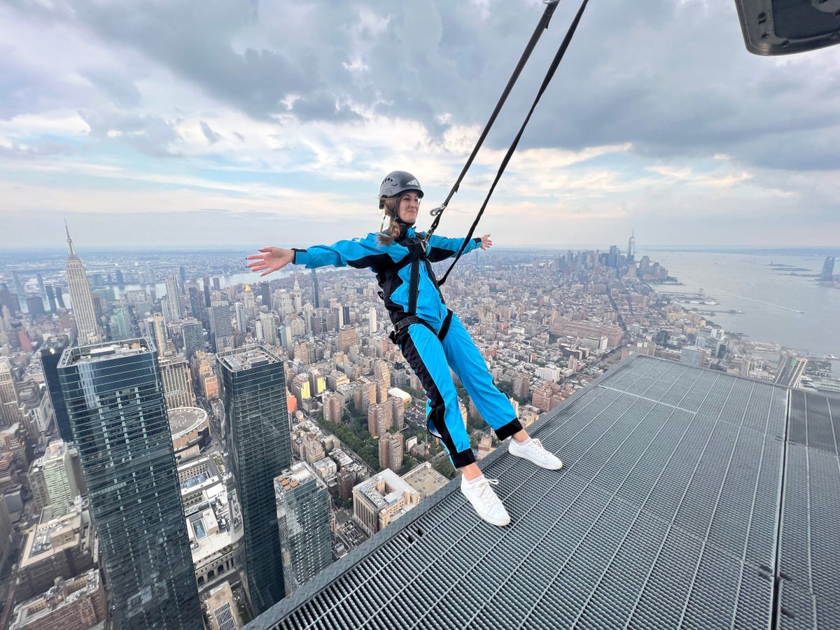 Your guide to experiencing the Edge observation deck in New York City ...