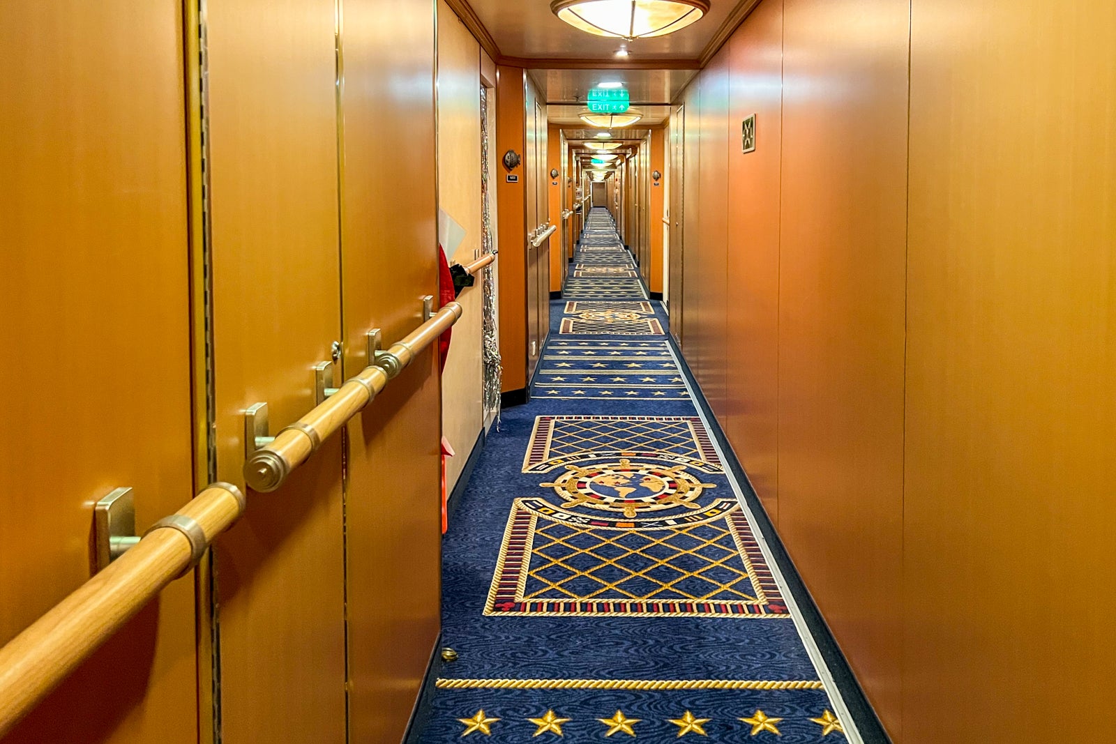 disney cruise room extras