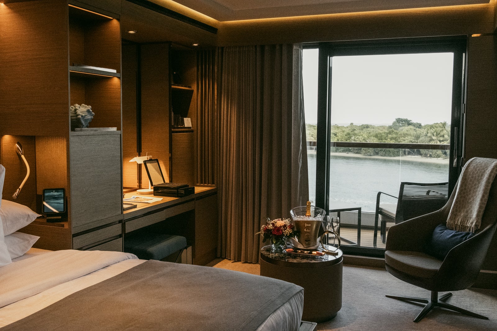 I love luxury hotels, and The Ritz-Carlton Yacht was made for people like me