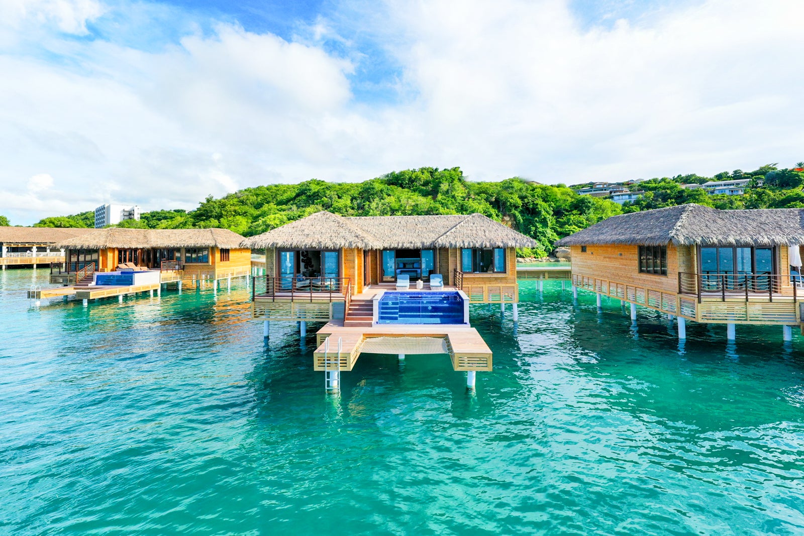 ROYALTON ANTIGUA/FACEBOOK