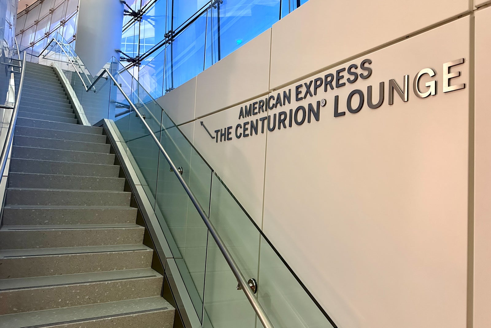 Inside Amex&rsquo;s gorgeous new Centurion Lounge in Seattle — a massive 