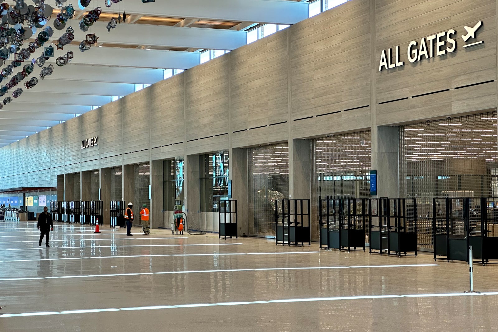 Complete Tour: The New Kansas City Airport Terminal Brings Major ...