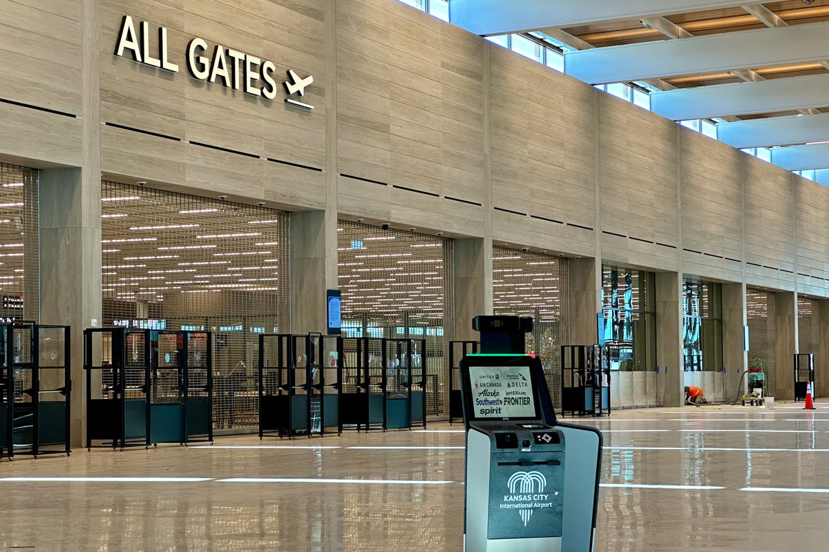 Complete tour The new Kansas City airport terminal brings major