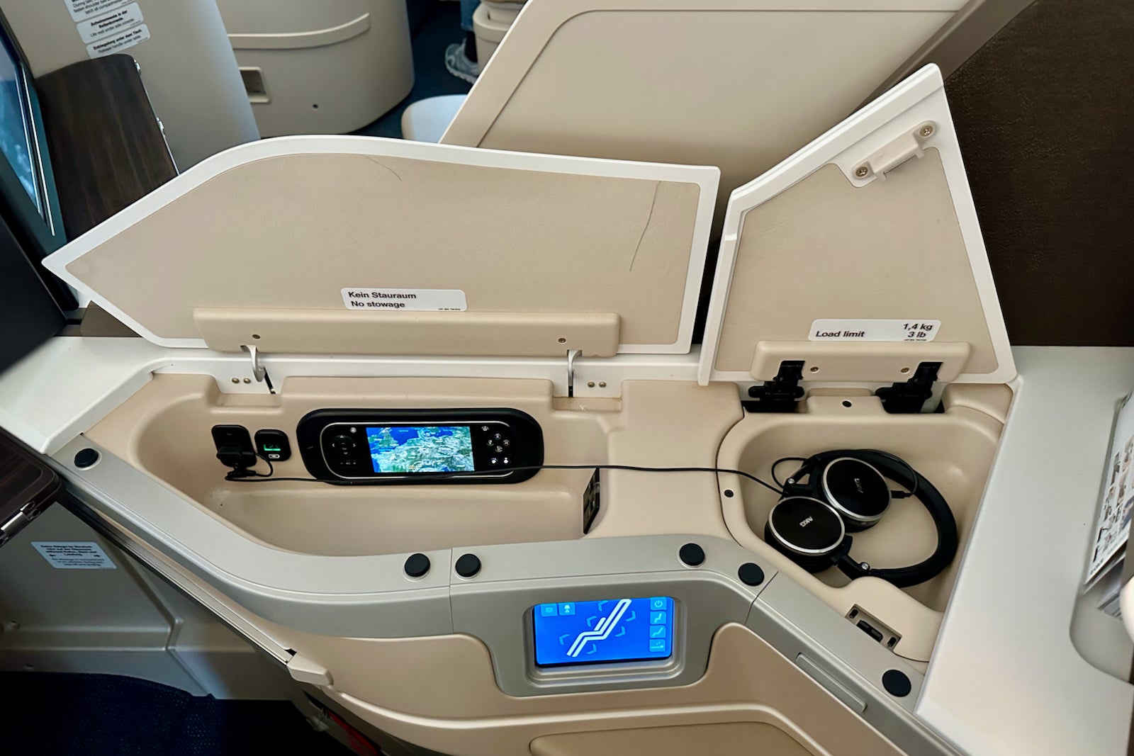 lufthansa 787 trip report