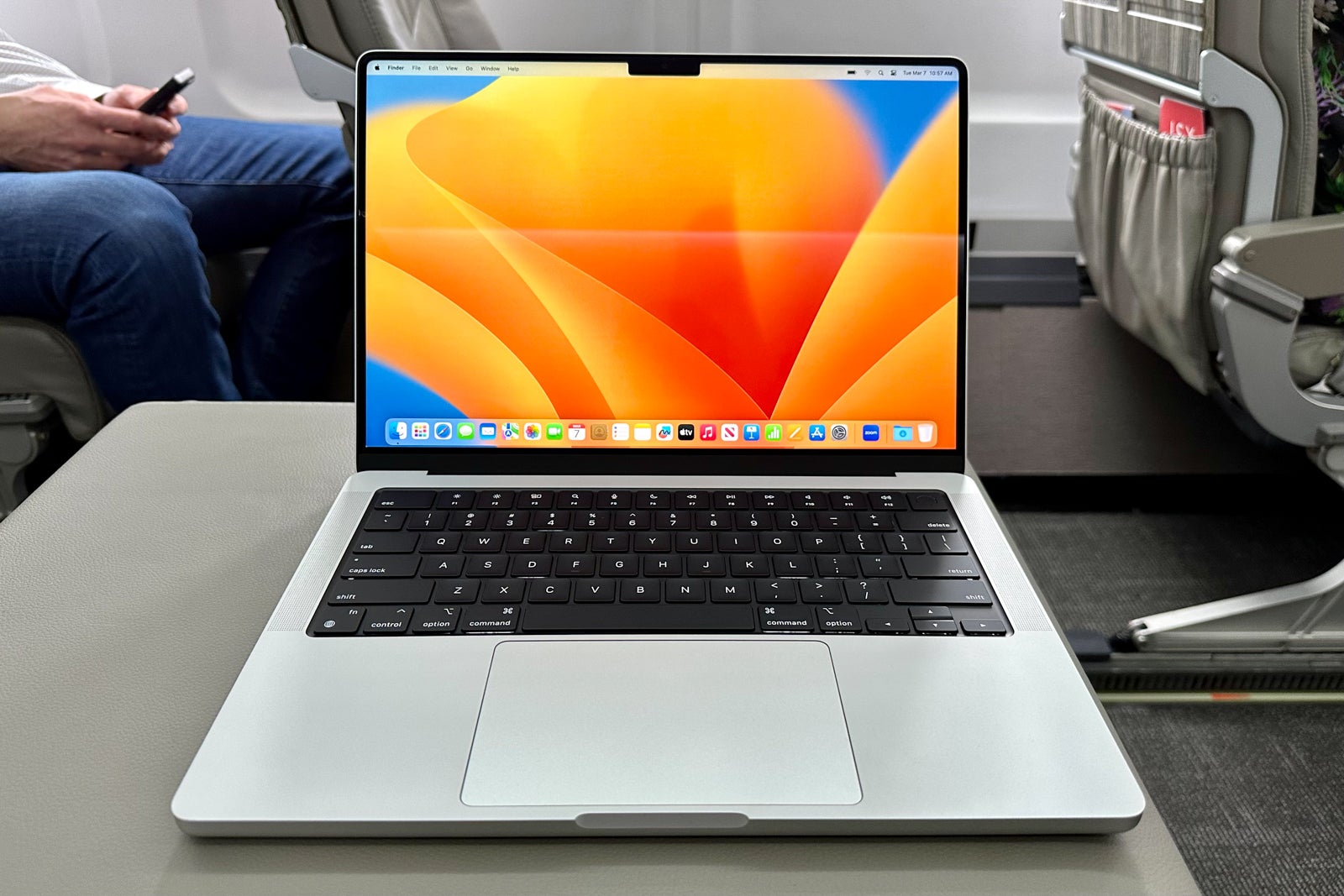 Testing JSX’s blazingfast Starlink WiFi with Apple's new MacBook Pro