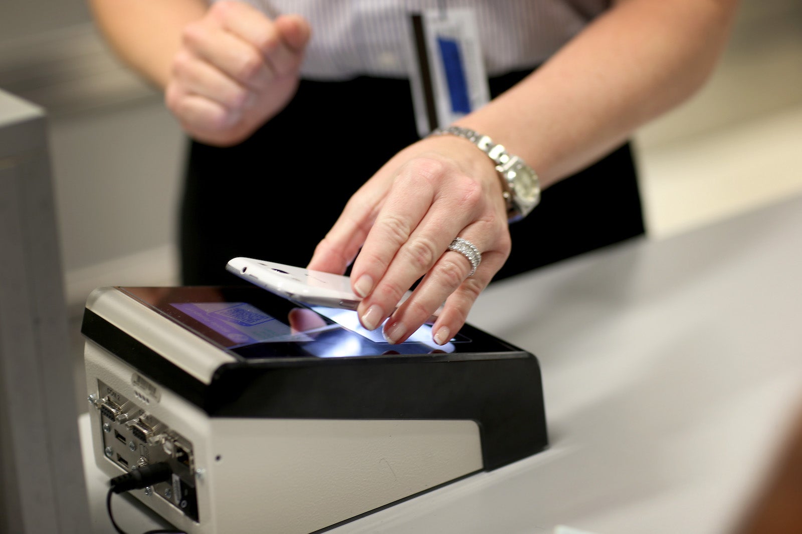 CBP Demonstrates New App For Expedited Passport Control And Customs Screening