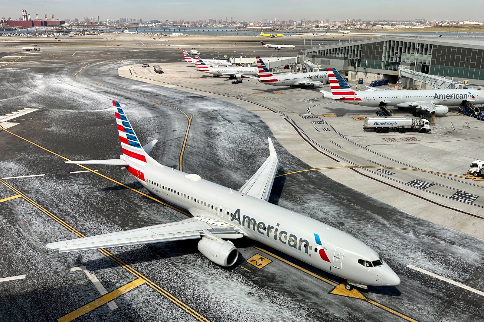 Delayed American Airlines Flight Leaves Early Without Passenger - The ...