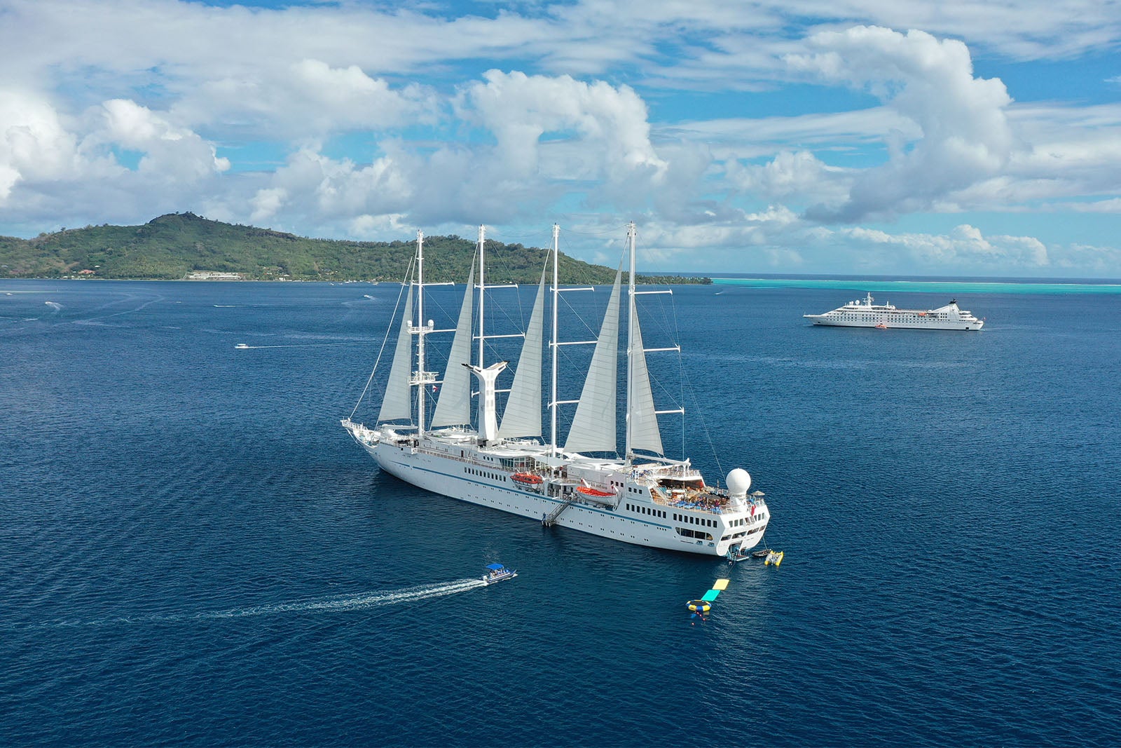 small ocean cruiser sailboat