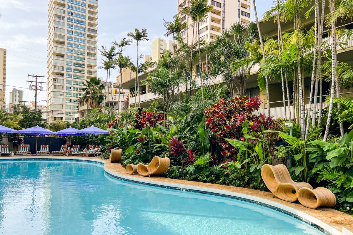 Meet the Wayfinder Waikiki, an affordable boutique hotel just blocks