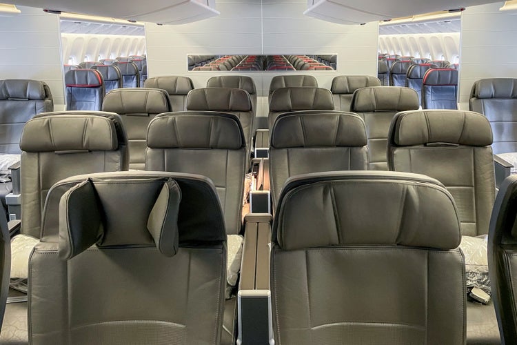 Is American Airlines premium economy worth it? - The Points Guy