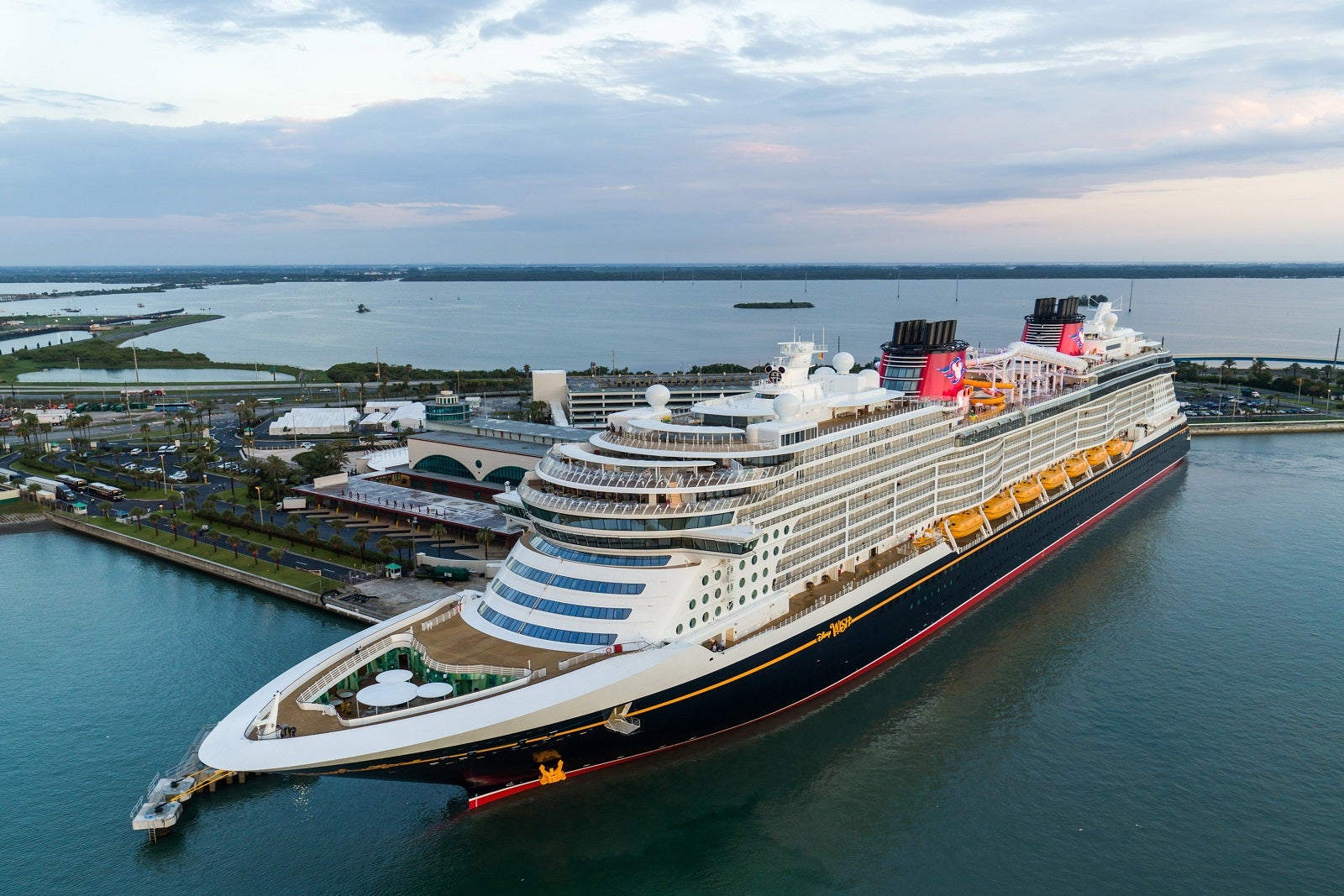 Disney Cruise Line ships from latest to oldest — an entire checklist