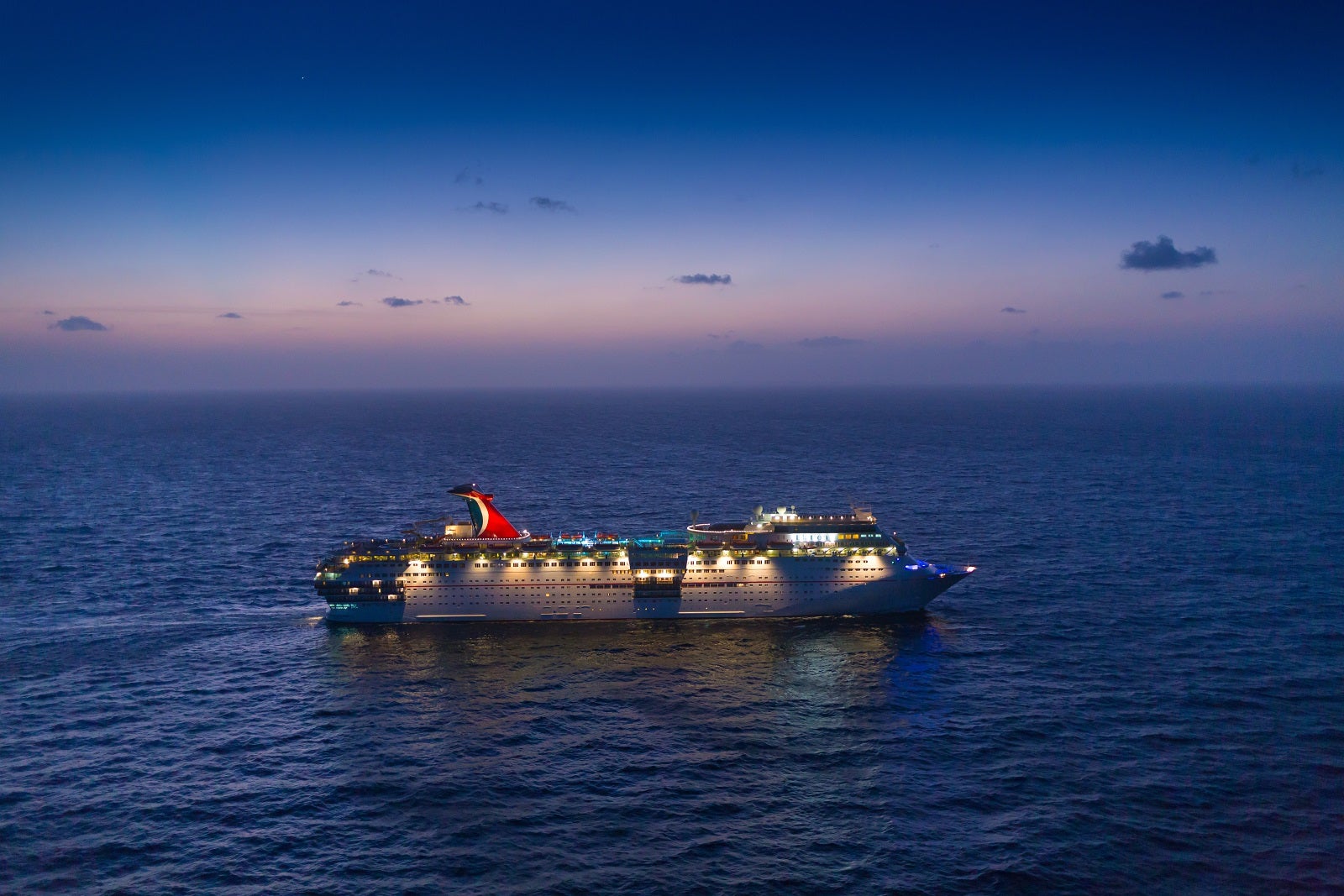 carnival cruise ships by length