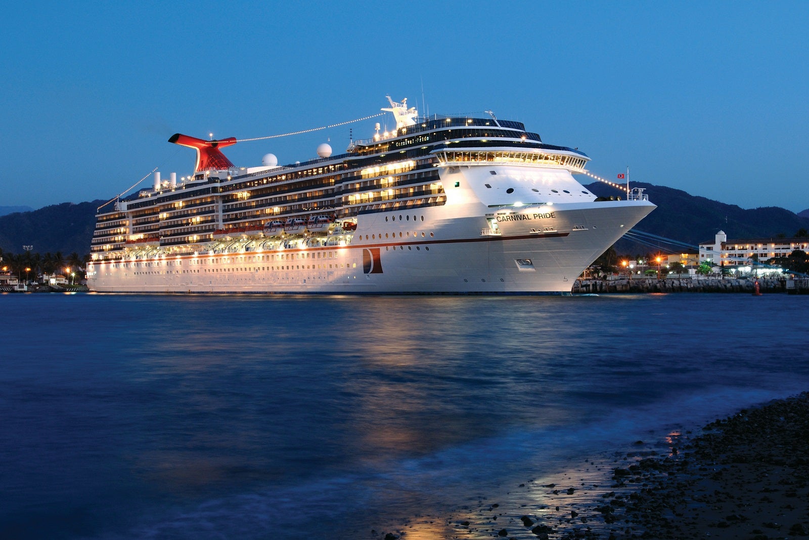 carnival cruise paradise capacity