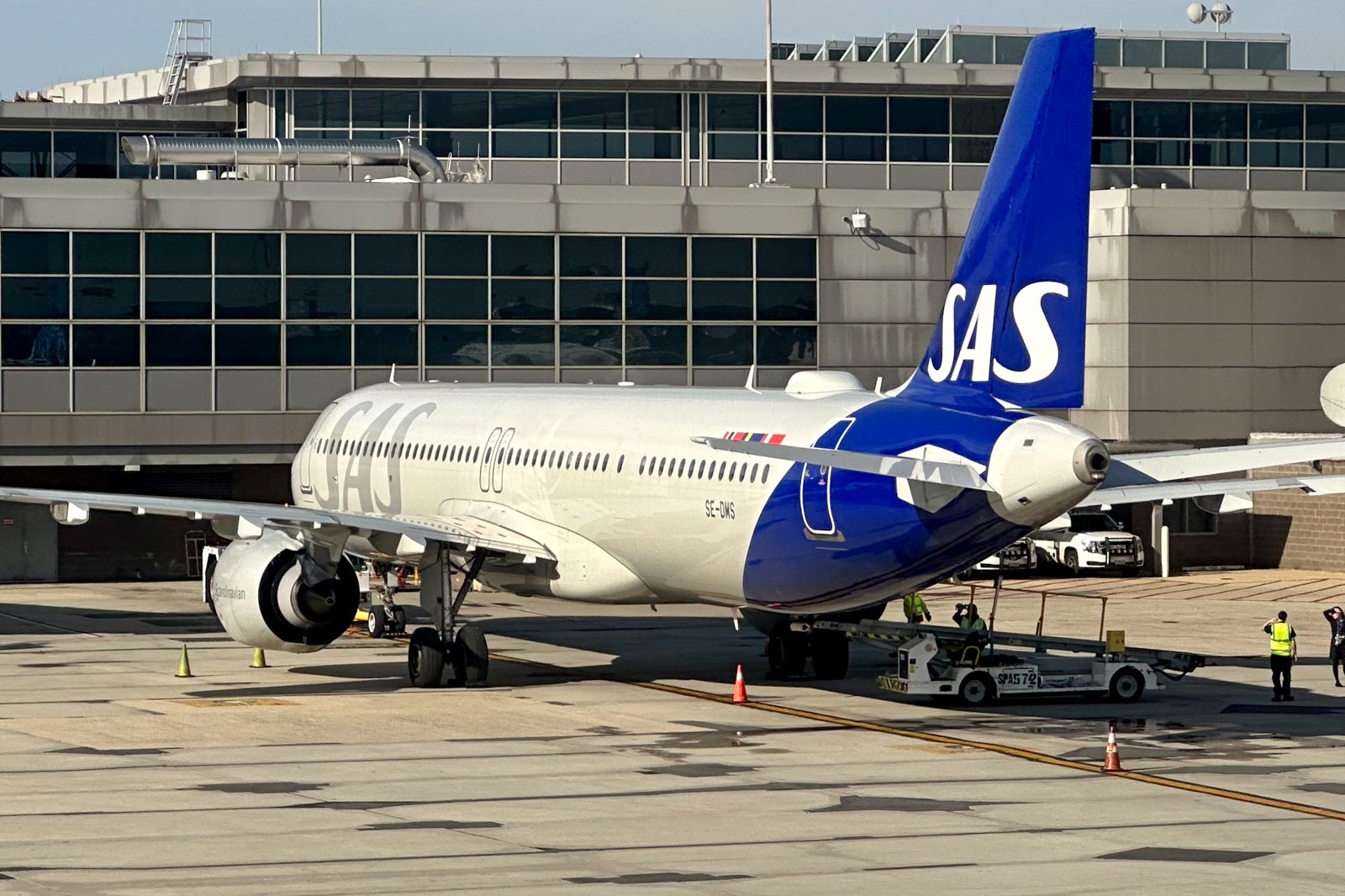 Air France-KLM to take control of SAS Scandinavian Airlines