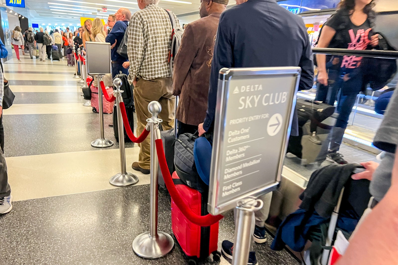 Delta is likely to limit lounge visits in another push to end overcrowding, but is this really the best answer? – The Points Guy