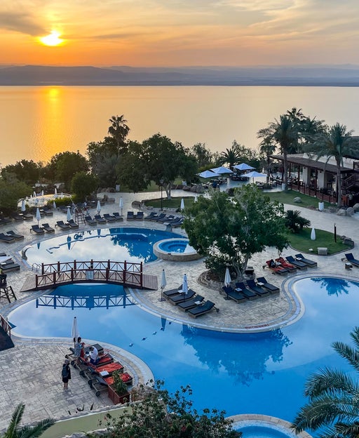 Marriott Bonvoy program: How to redeem points for hotel stays, airfare and more