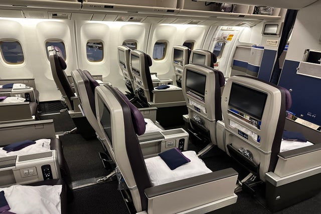 Is United Airlines premium economy worth it on long flights? - The ...