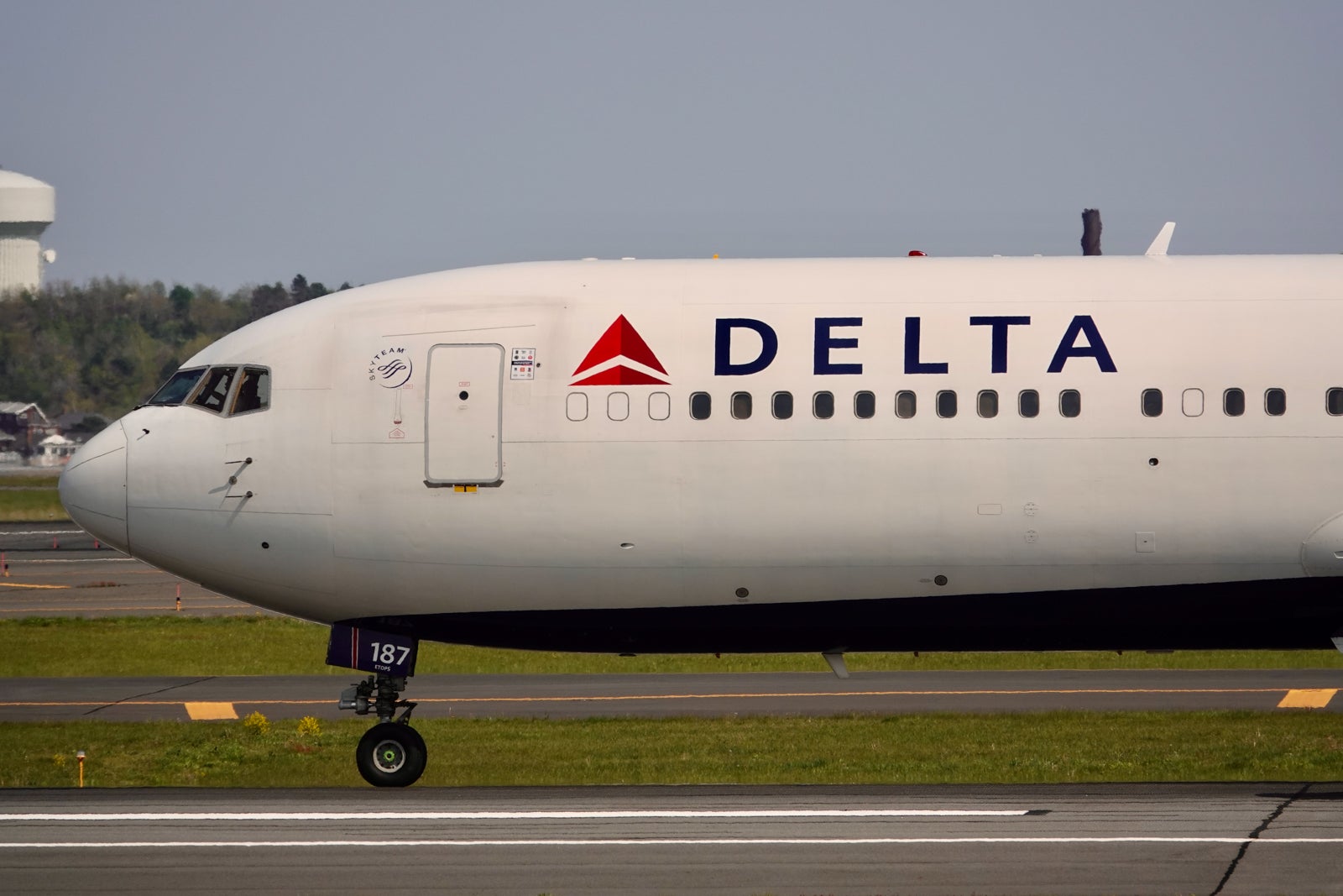 The complete guide to earning Delta SkyMiles The Points Guy