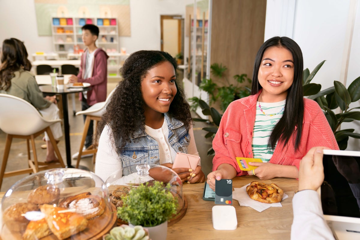 Best Ways To Save Money For Your Kids The Points Guy best-ways-to-save-money-for-your-kids-the-points-guy