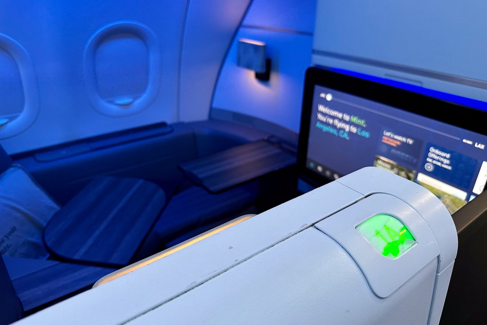 2 years in, JetBlue's new Mint cabin shows some serious wear and tear