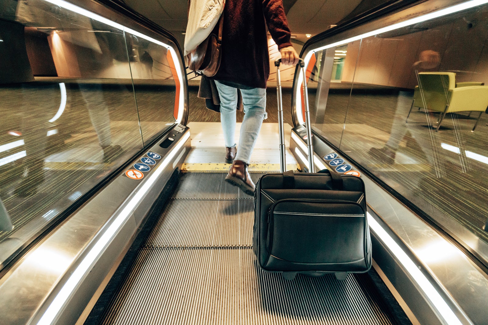 What is Carry-On Baggage? | Carry-On Baggage Definition