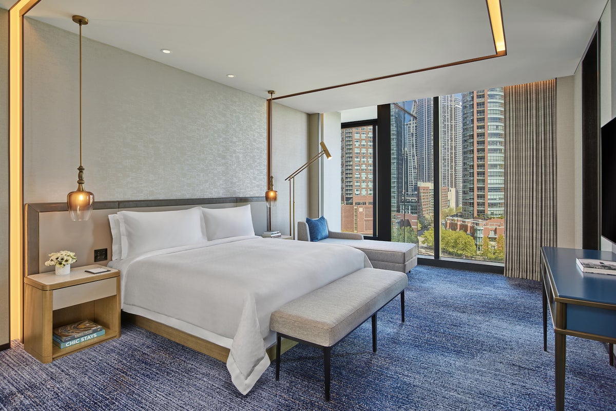 Marriott Bonvoy Bold vs. Marriott Bonvoy Boundless Which beginner