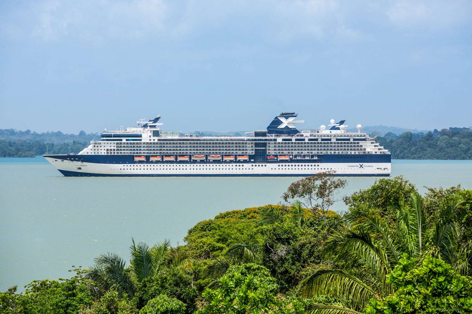 cruise ships carrying capacity