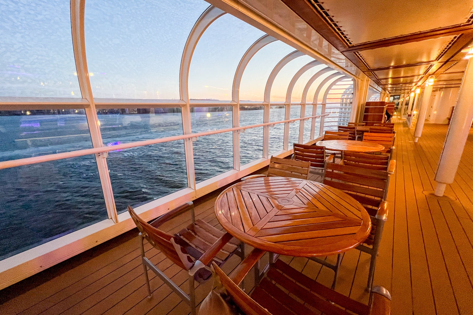 disney cruise wonder deck 1