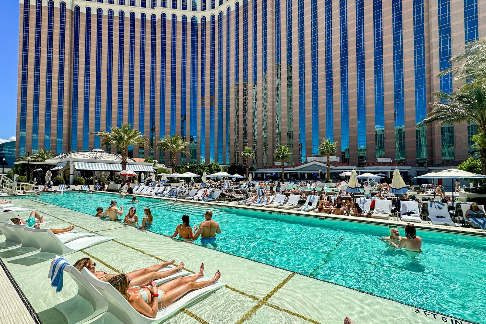 The 17 best hotel pools in Las Vegas, from adults-only to family-friendly -  The Points Guy
