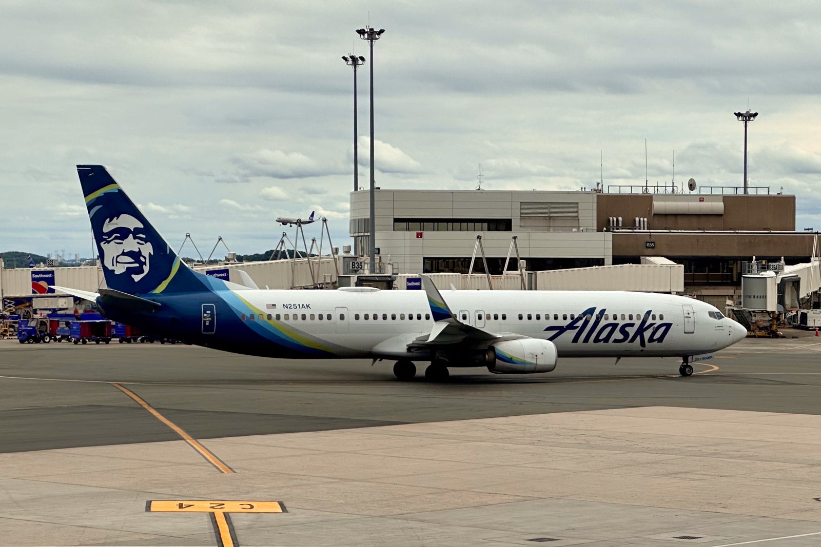 Alaska Airlines Boeing 737-900ER Boston