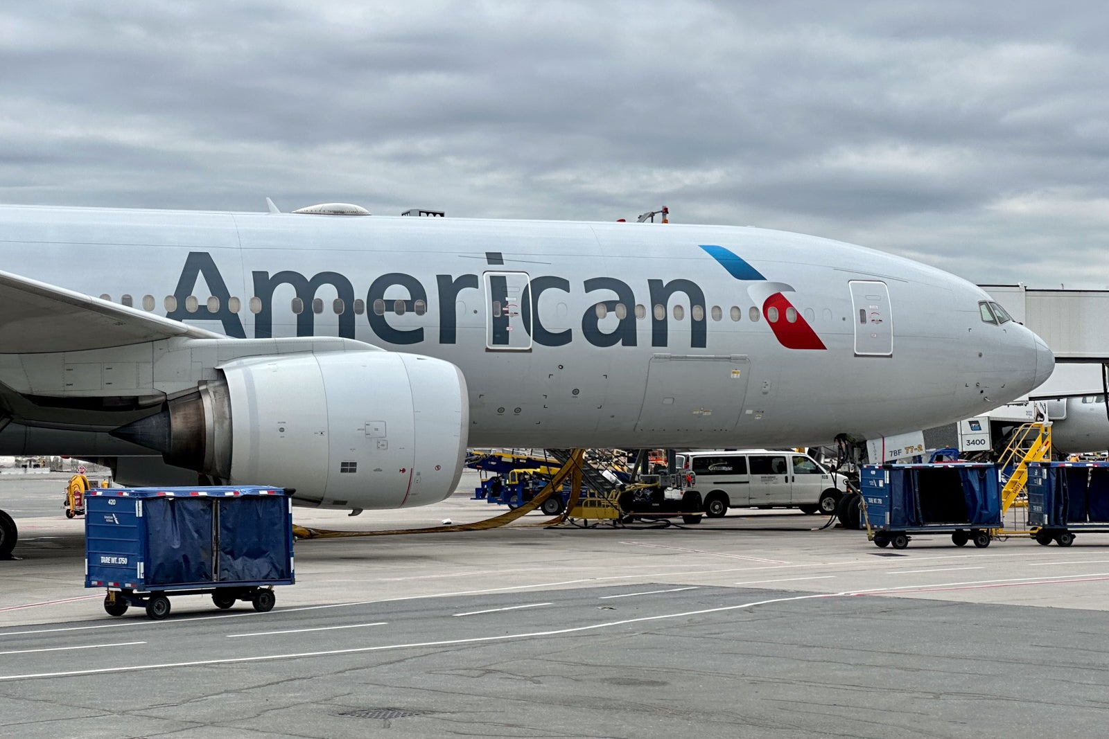 American Airlines Boeing 777-200 Boston
