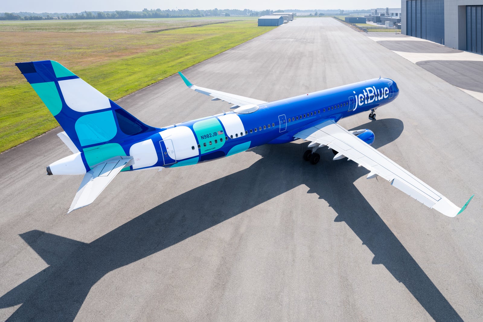 JetBlue Launches New Livery With First-ever Refresh - The Points Guy