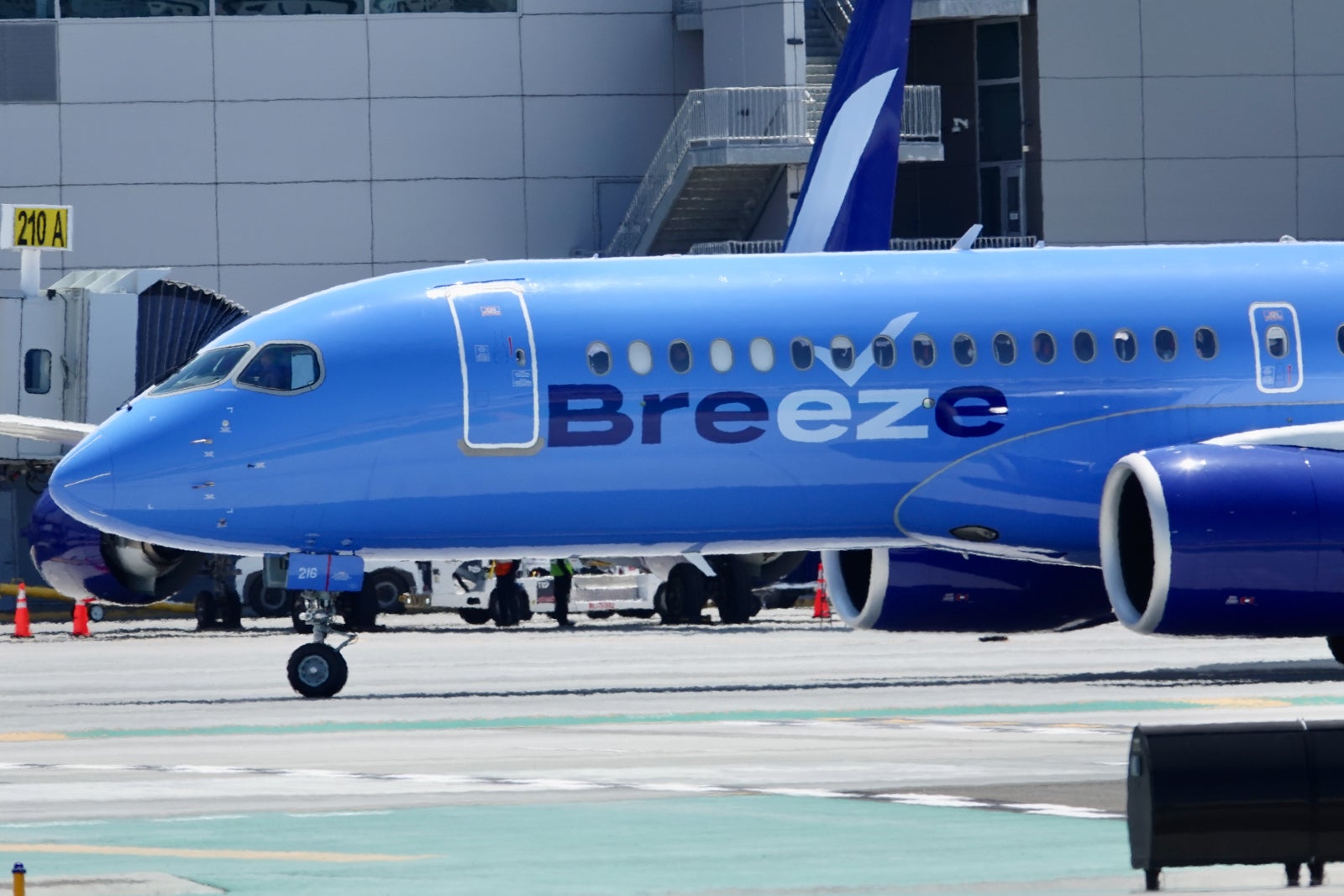 Breeze provides new cities and routes for summer time 2024 season