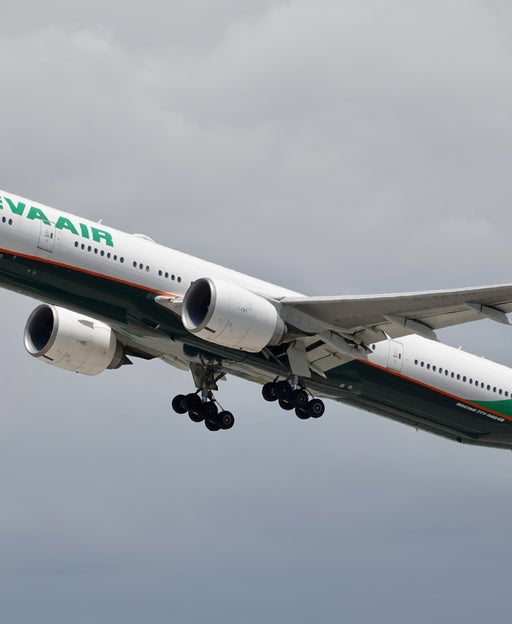 EVA Air plans new business suites, eyes Boeing 777 cabin refresh —?and 3 new US cities