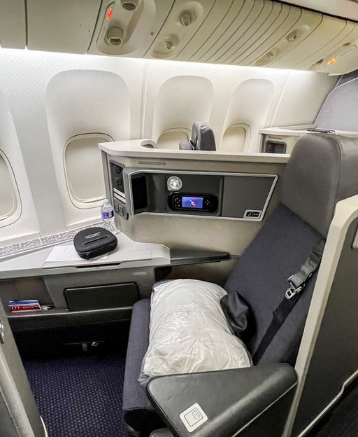 Check your account: New American Airlines AAdvantage perks for earning Loyalty Points are live