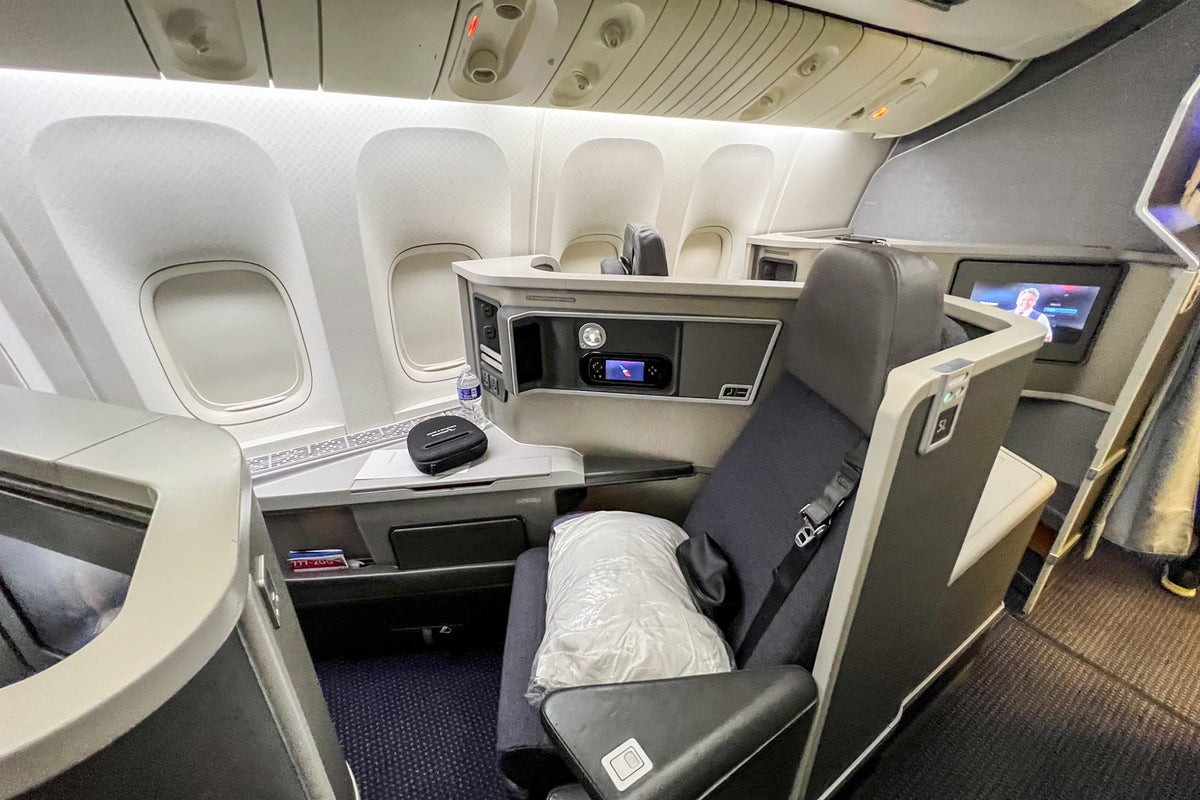 How to upgrade to first class without spending a ton of money - The ...