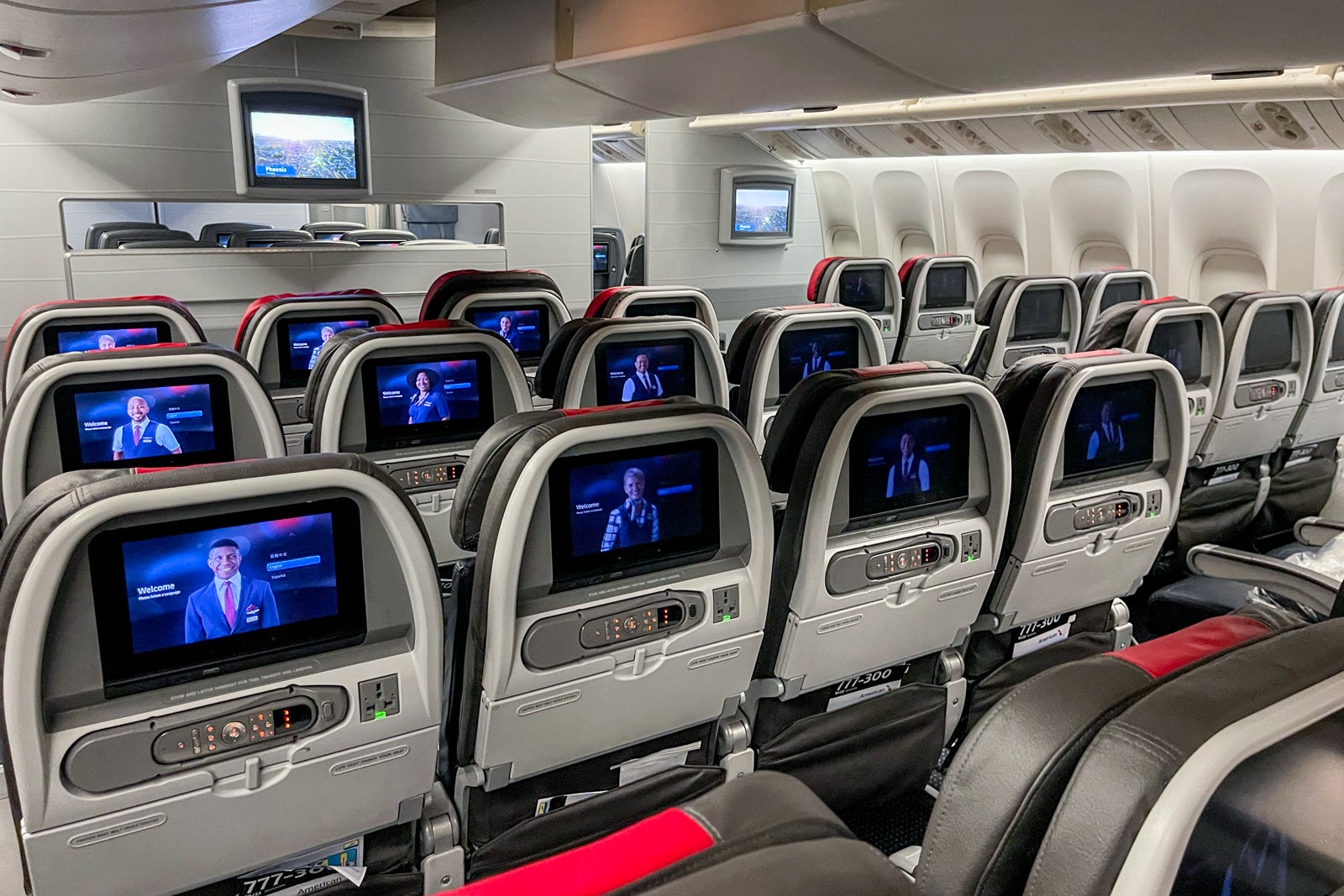 American Airlines economy review from Los Angeles to London The