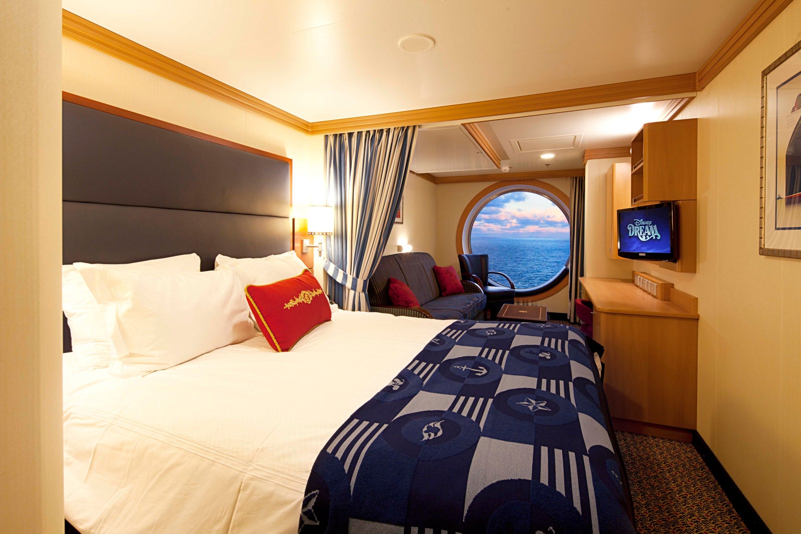 disney cruise family cabin