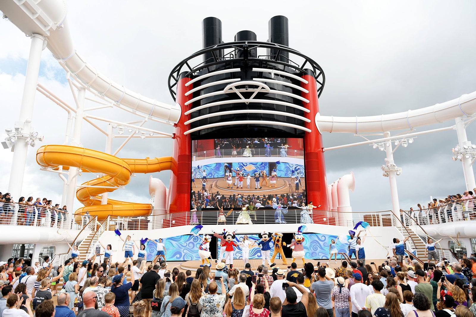 Disney cruise line ships ranked by dimension from largest to smallest — the entire listing