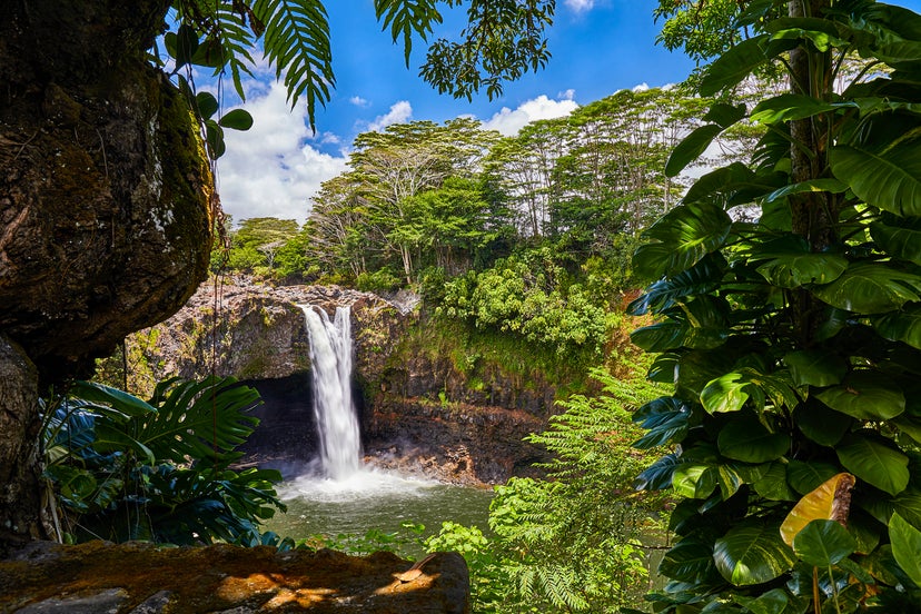 Bring a friend to Hawaii with this BOGO flight deal from Alaska