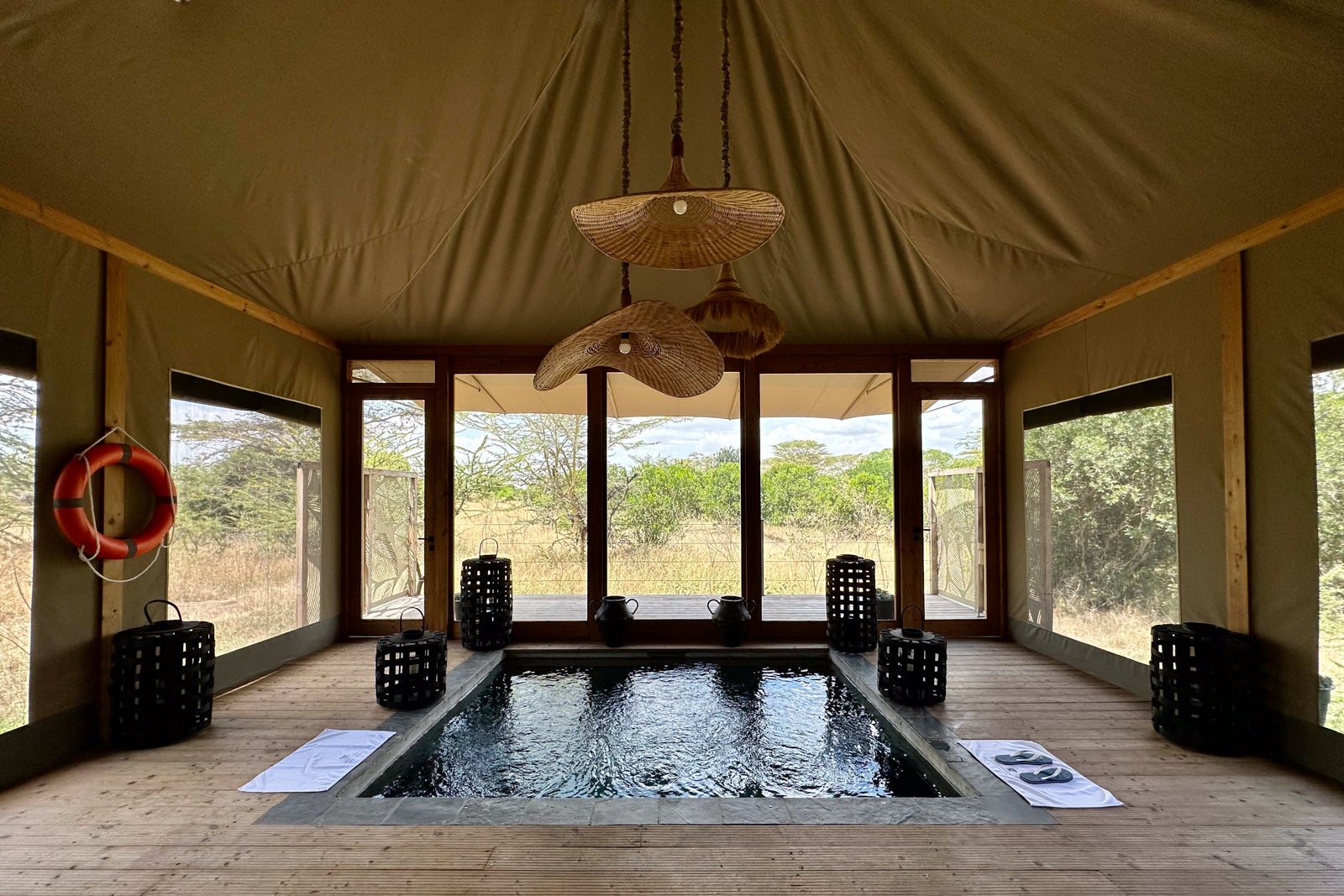 best luxury safari lodges in masai mara
