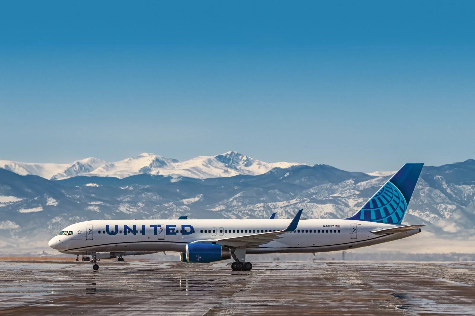 United Club Infinite Card vs. United Explorer Card Which is best for