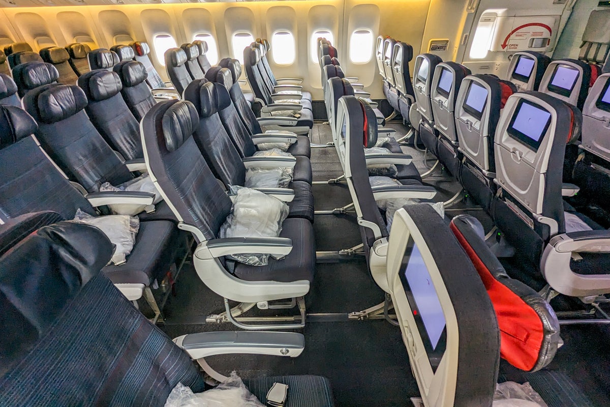 air-canada-premium-economy-review-the-points-guy-the-points-guy